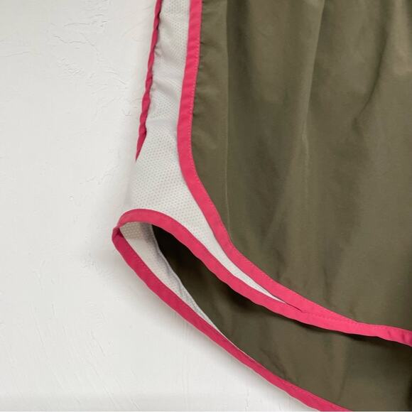 Nike Green & Pink Womens Running Athletic Shorts Womens M - Picture 2 of 9